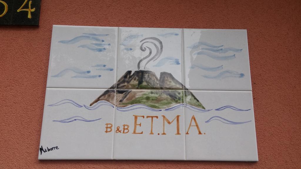 לינה וארוחת בוקר SantʼAlfio Etma מראה חיצוני תמונה